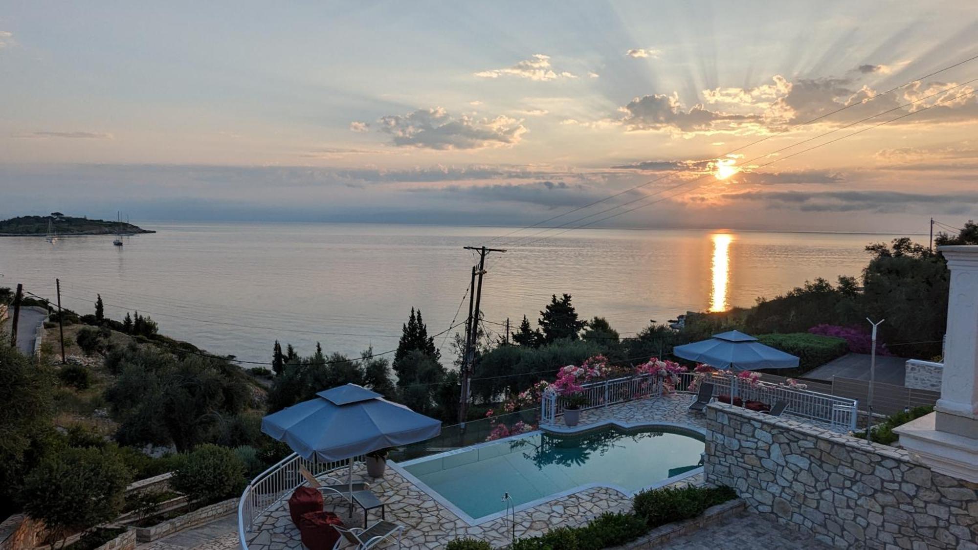 Villa Avgerini Paxos جايوس الغرفة الصورة